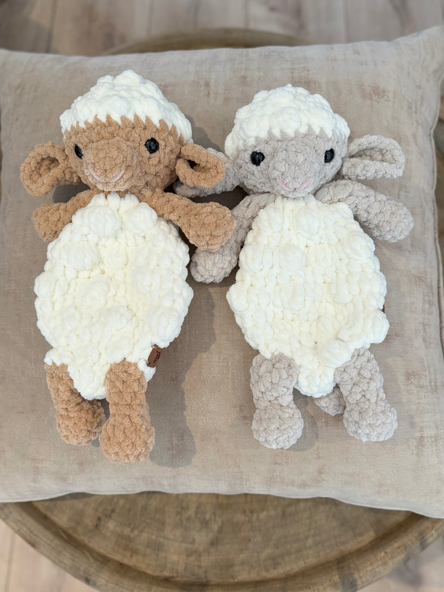 Snuggler - Lamb
