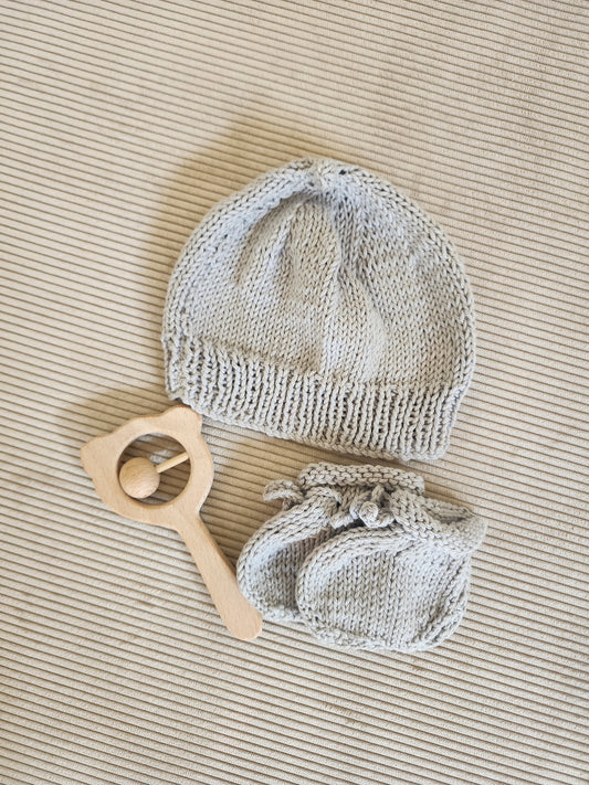 Classic Beanie and Booties Set